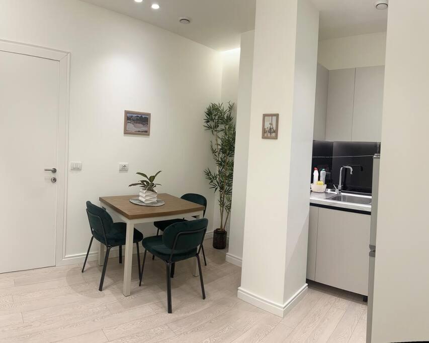 Rentapt Tirana Apartman Kültér fotó